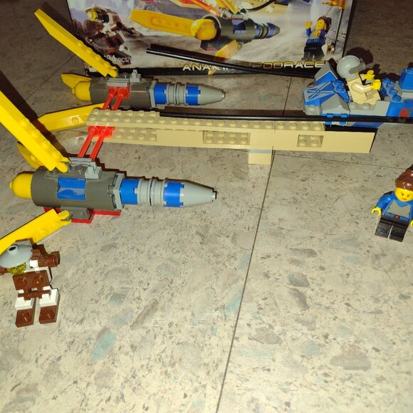 Like new rare Lego Star Wars Anakin's Podracer with original box, Retired - Picture 9 of 16